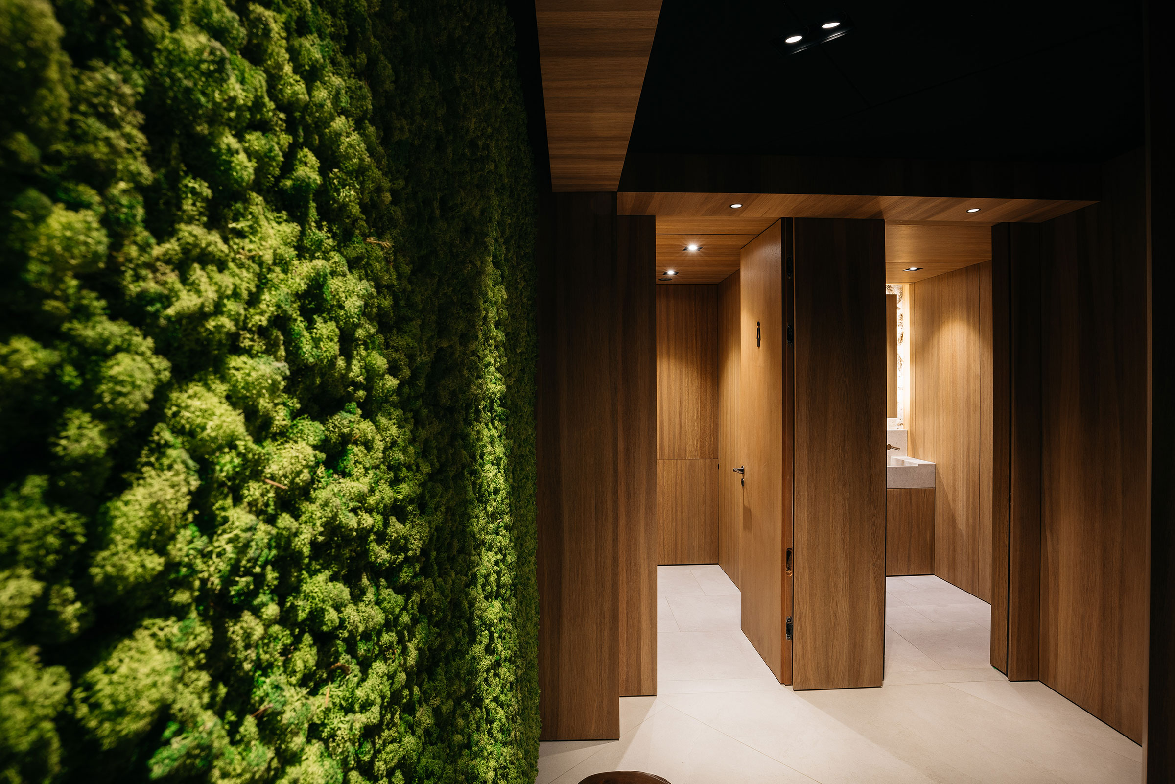 Bespoke timber panelling, doors, furniture and architectural joinery for the headquarters of a company in the Isle of Man by William Garvey bespoke furniture maker designer