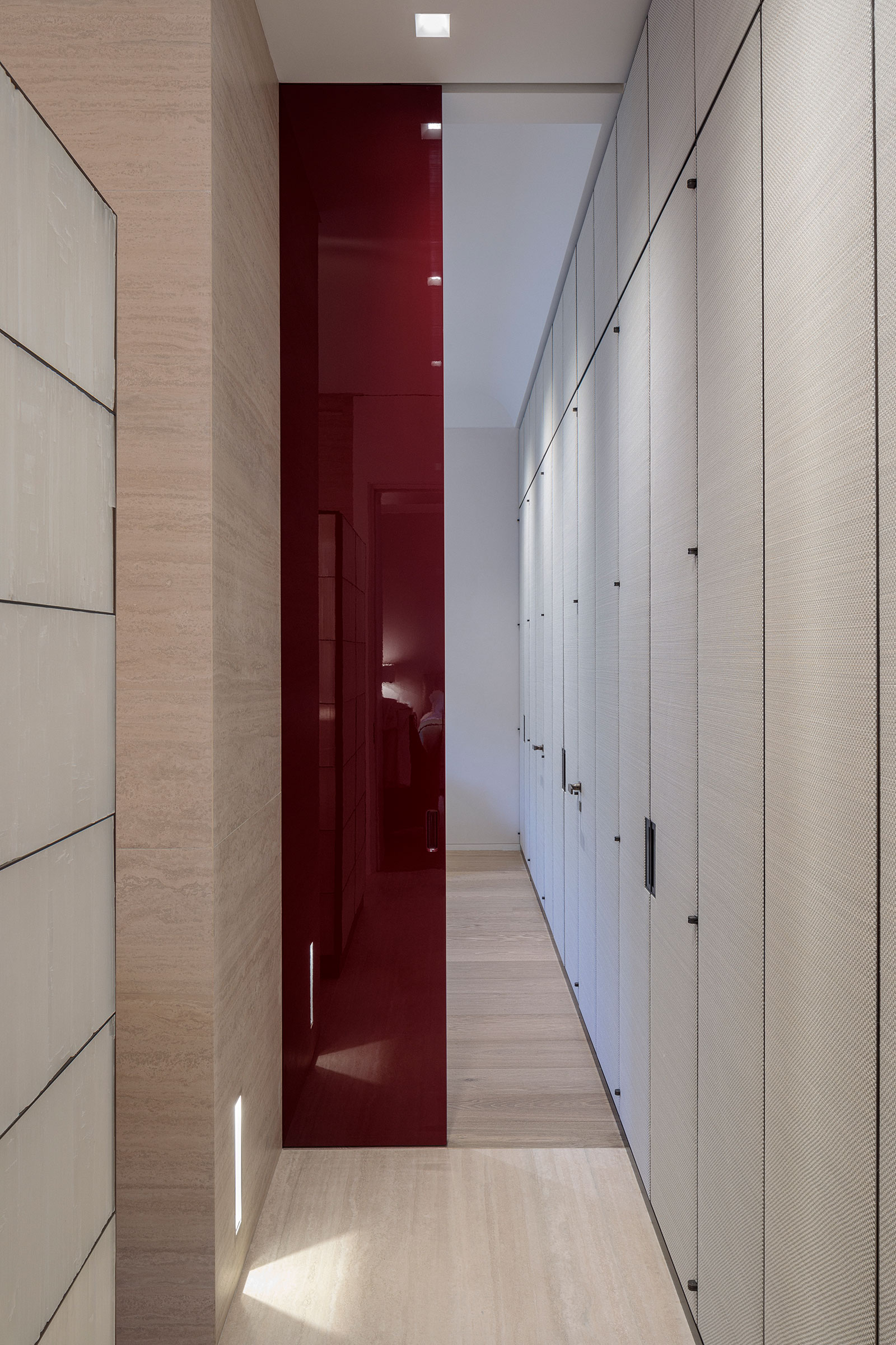 Bespoke horsehair panelling crafted by a local artisan overseen by our project managers and design team. The panels hide away the different rooms of the London duplex apartment. Bespoke craftsmanship by William Garvey Bespoke furniture maker