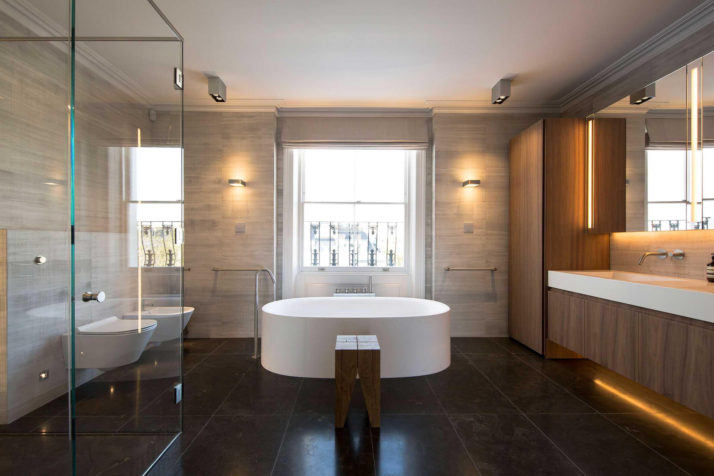We helped architect & interior designer Brian Ma Siy achieve his vision with contemporary bespoke furniture and joinery in a West London home. William Garvey bespoke furniture maker