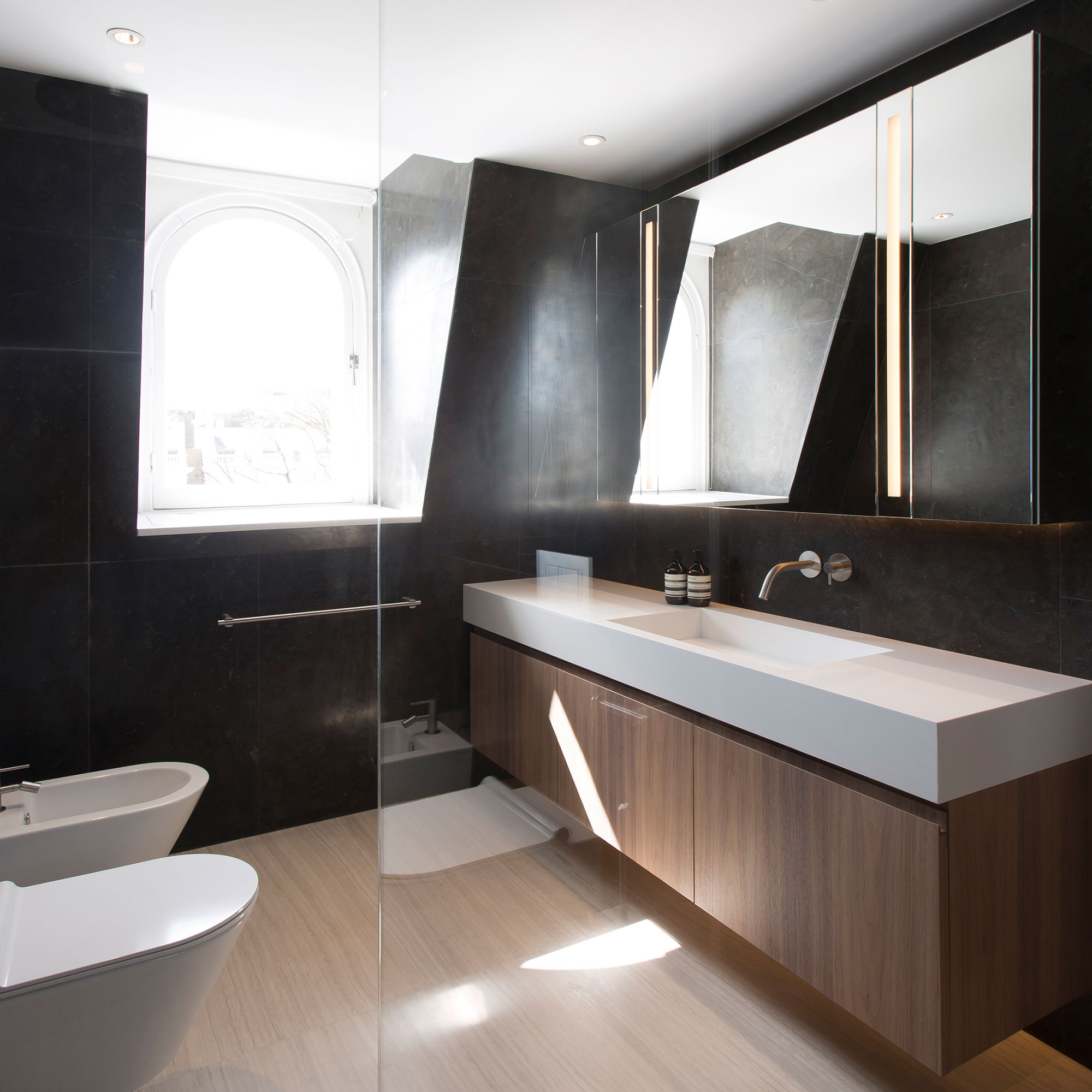 We helped architect & interior designer Brian Ma Siy achieve his vision with contemporary bespoke furniture and joinery in a West London home. William Garvey bespoke furniture maker