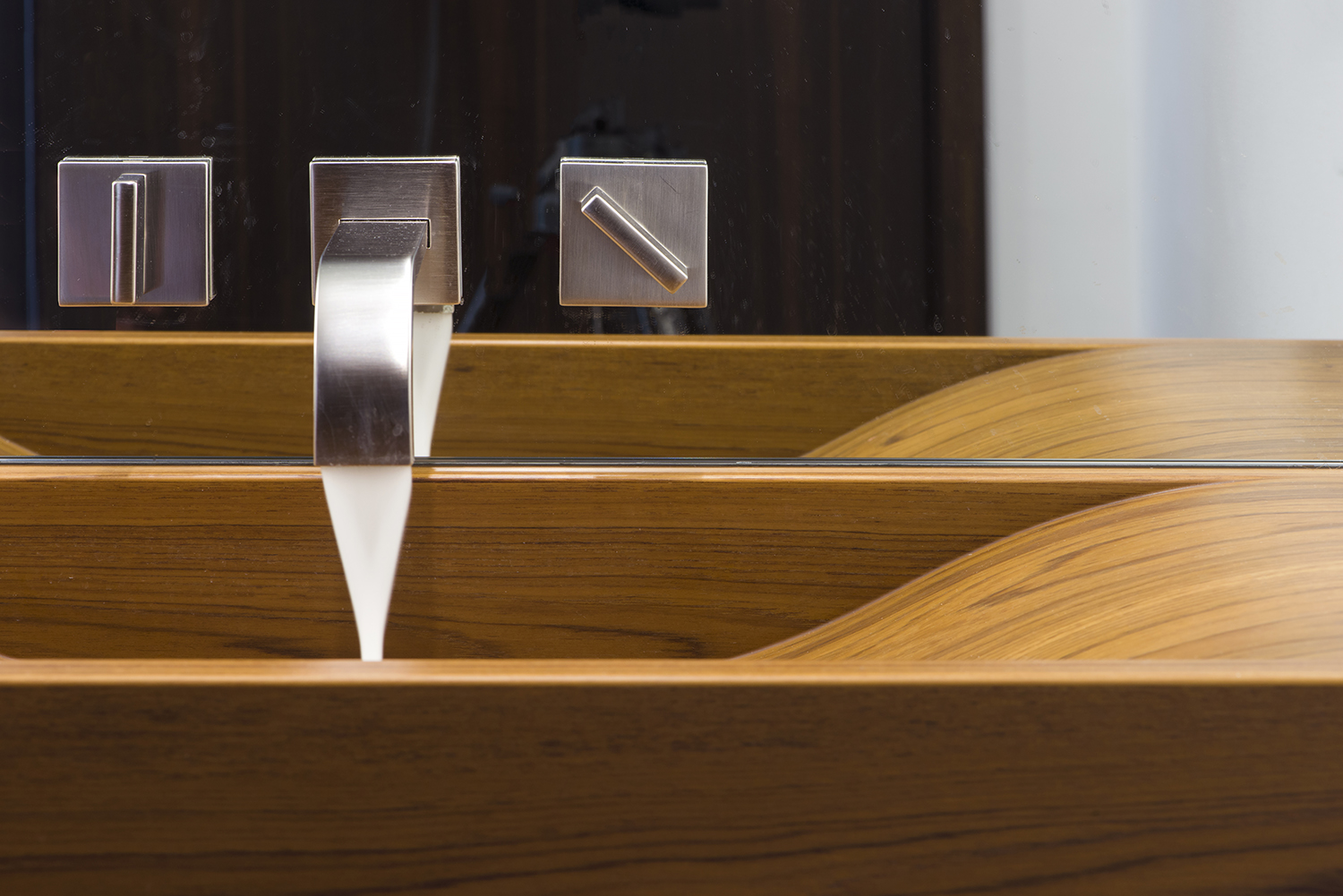 Bespoke waterproof teak sink for a penthouse in historic Bath all by William Garvey - British bespoke furniture designers and makers